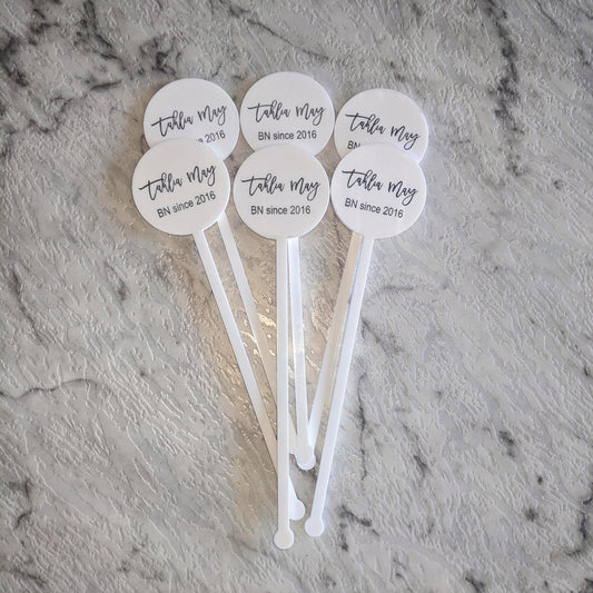 Personalised White Acrylic Cocktail Stirrer | Custom Name Swizzle Stick for Parties